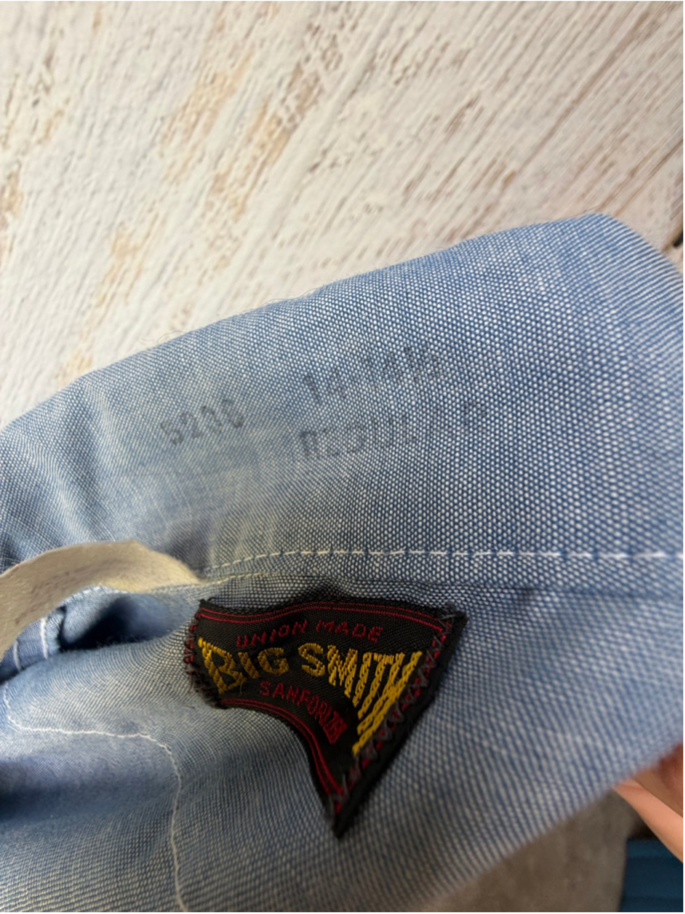Women's Big Smith Union Made Embroidered Button Down Shirt - Picture 7 of 11